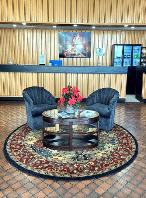 Landmark Inn and Suites | Quincy Affordable Lodging Hotels Motels